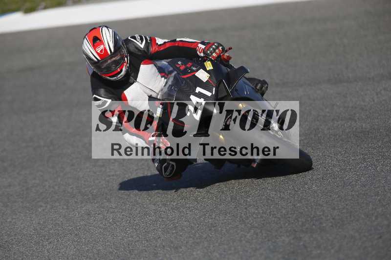 /Archiv-2024/02 29.01.-02.02.2024 Moto Center Thun Jerez/Gruppe blau-blue/241